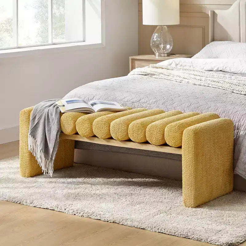Banc moderne en bois massif avec coussins traversins amovibles, design en H