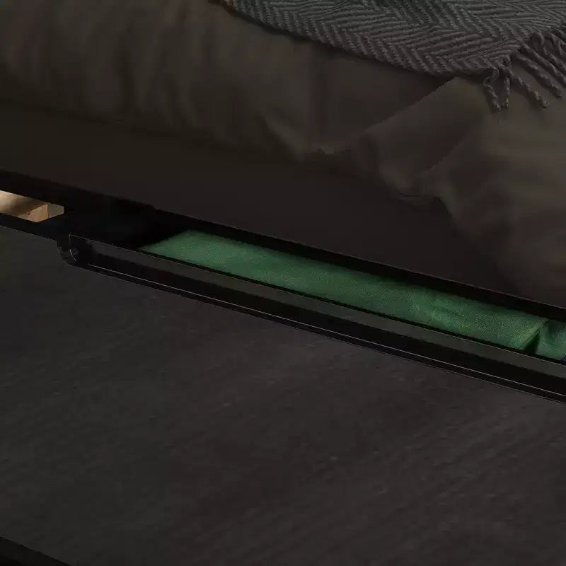Commode 5 tiroirs laquée brillante avec éclairage sous le meuble, poignée dissimulée