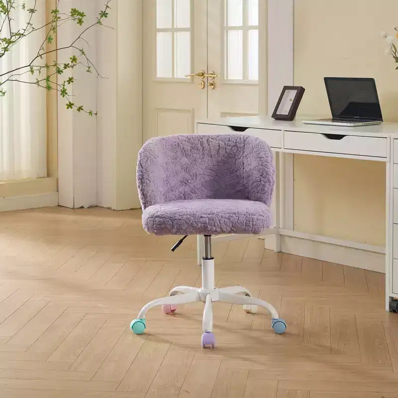 Fauteuil de bureau en velours avec piètement en métal doré, chaise de bureau pivotante à hauteur réglable