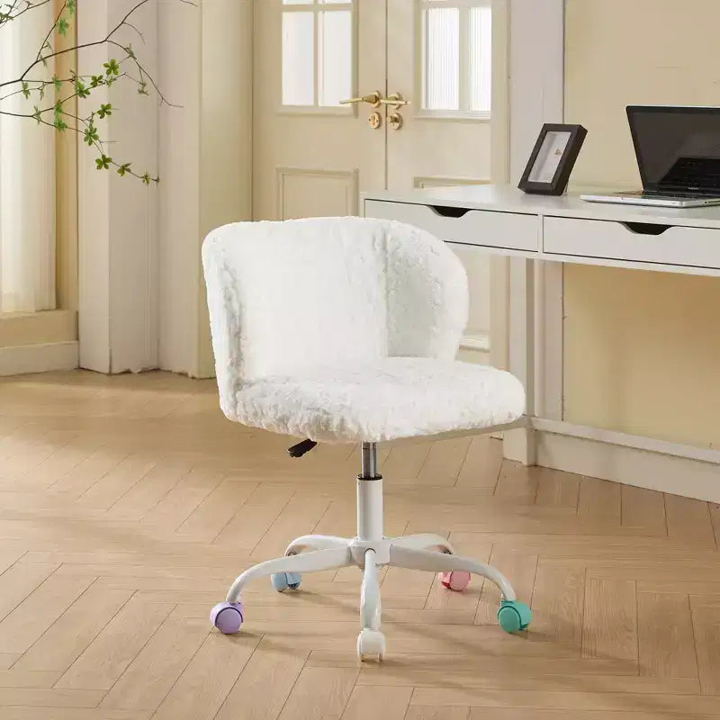 Fauteuil de bureau en velours avec piètement en métal doré, chaise de bureau pivotante à hauteur réglable